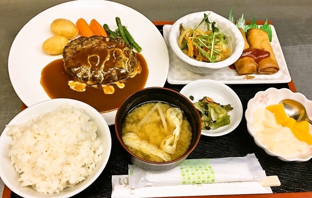 【1泊2食付プラン】　☆日替わり定食をご用意☆≪営業時間は18：00〜21：00≫